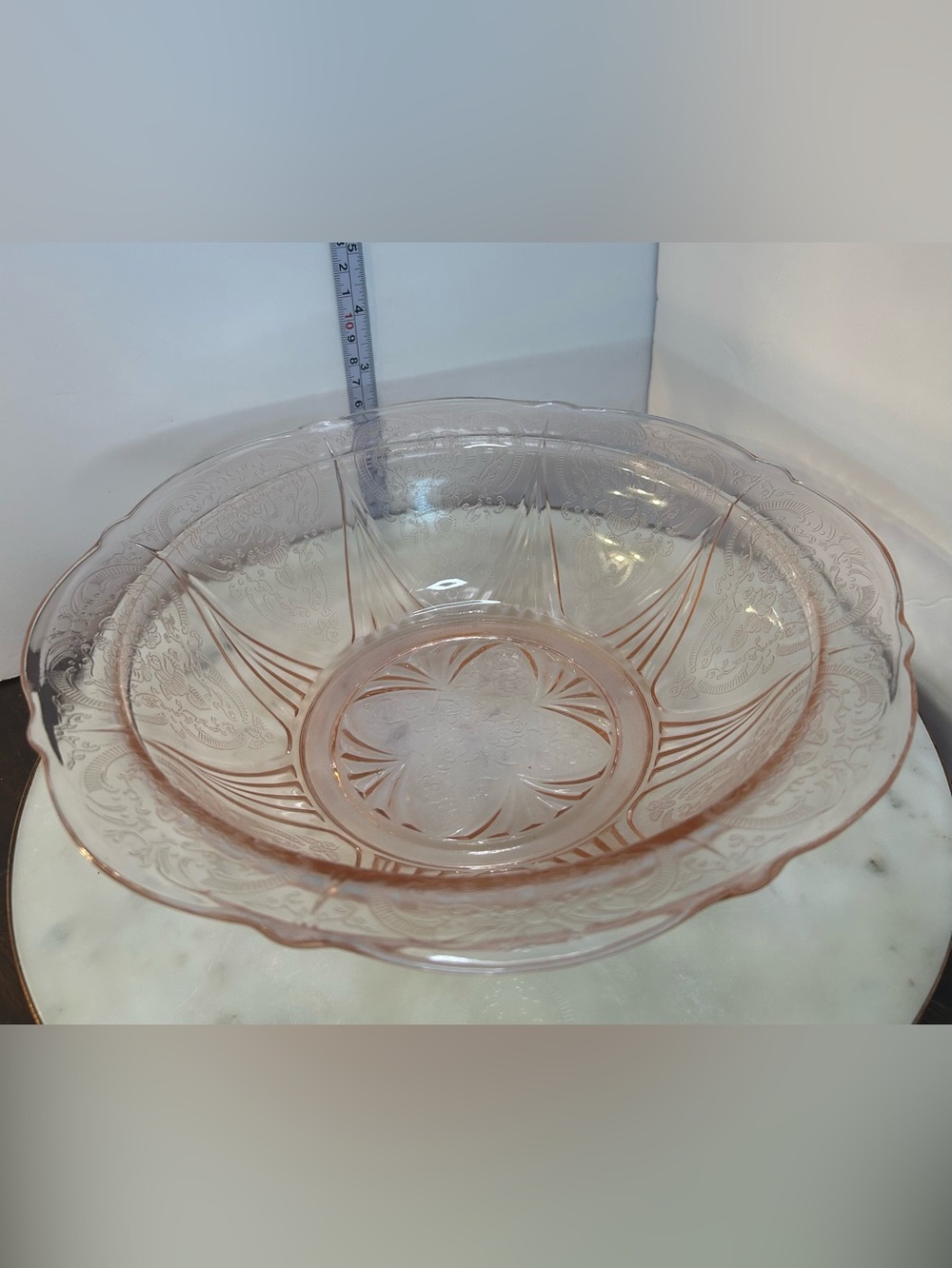 Hazel-Atlas Glass Company Royal Lace Depression Glass Fruit Bowl 10” Wide